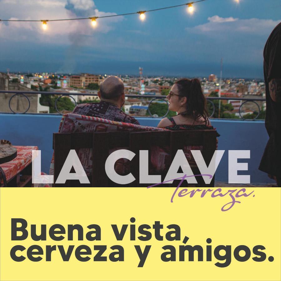 La Clave Hostel & Rooftop Cali Buitenkant foto